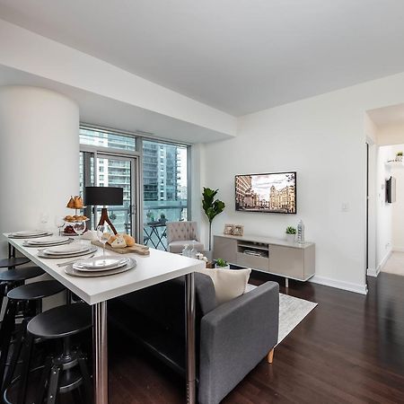 The York Boutique Suites Toronto Luaran gambar