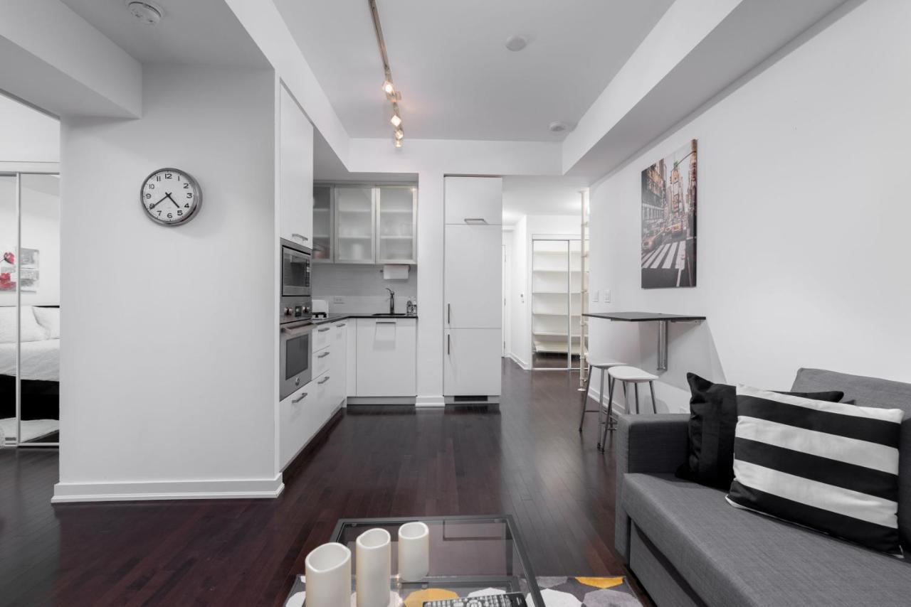The York Boutique Suites Toronto Luaran gambar