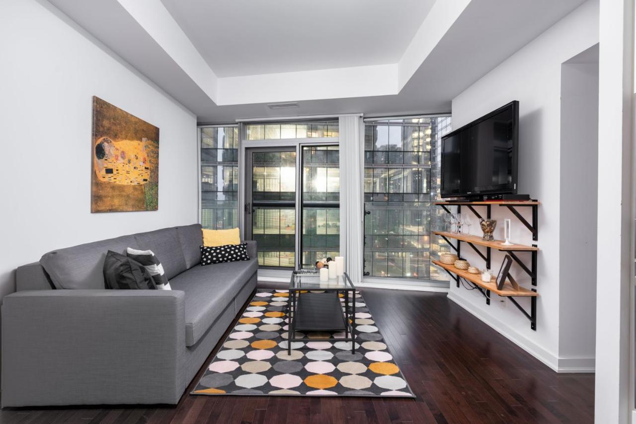 The York Boutique Suites Toronto Luaran gambar