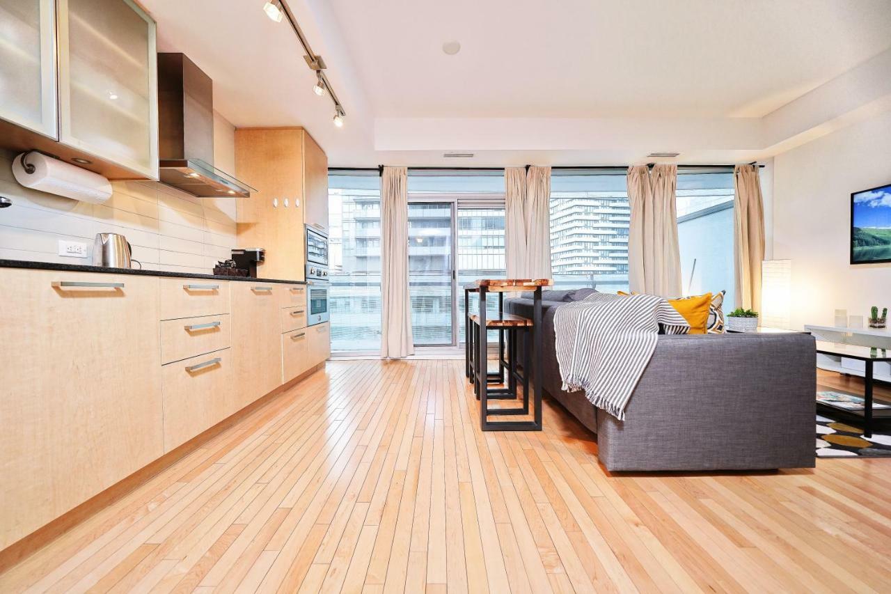 The York Boutique Suites Toronto Luaran gambar